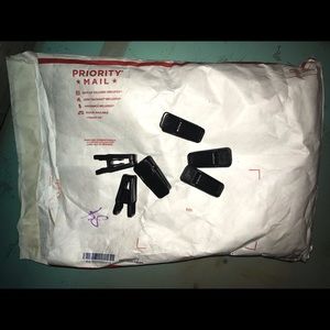 Lot of 84 Skirt Clips attach to your hangers